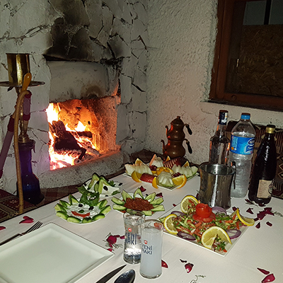 Anadolu Köyü Akşam Yemeği